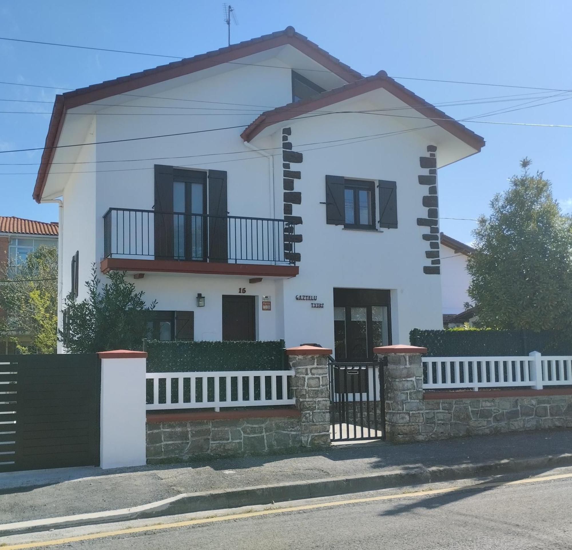 Casa Gaztelu Txiki Villa อีรุน ภายนอก รูปภาพ